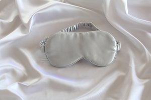 Silk sleep mask in silver Mulberry silk